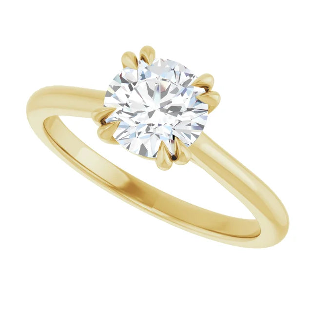 8 Prongs Lab Grown Diamond engagement Ring yellow Gold showing center Stone