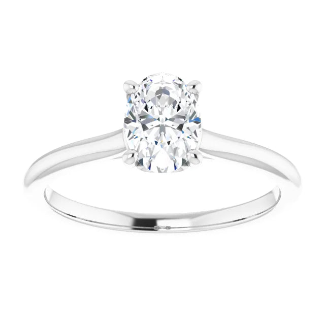 Heart round diamond engagement ring on White gold showing center stone 