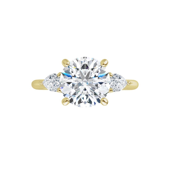 360 Video for Round and Pear 3 Stones Engagement Ring on Yellow Gold