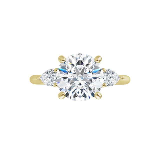 360 Video for Round and Pear 3 Stones Engagement Ring on Yellow Gold